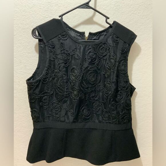 Carmen Marc Valvo | Sleeveless Floral Embroidered Event Size 12 - Picture 1 of 9